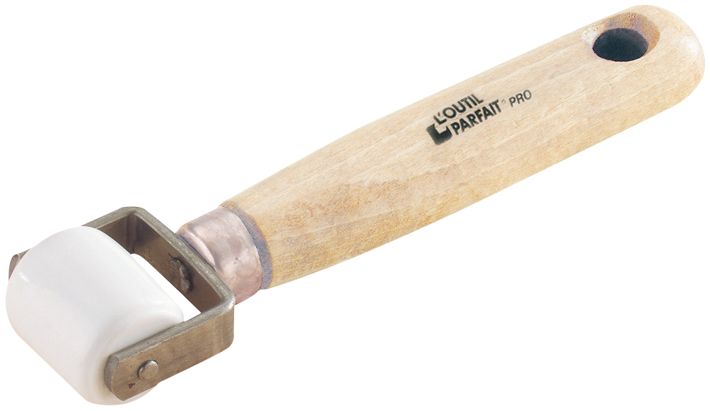 Roulette professionnelle pour colleur, pour maroufler et lisser les papiers peints et revêtements muraux avec précision.