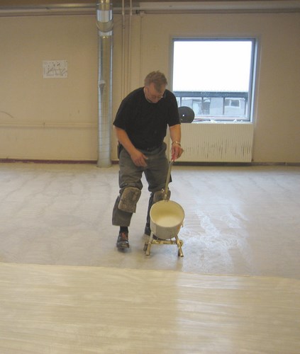 Station de malaxage Basic 30L robuste pour la préparation de mortier, colle et enduits de revêtements de sol.