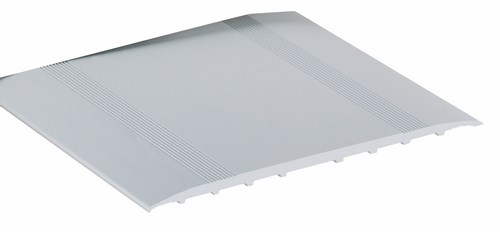 Couvre-joint de sol en aluminium incolore strié 150mm x 3m, pour la finition et la protection des joints de dilatation.