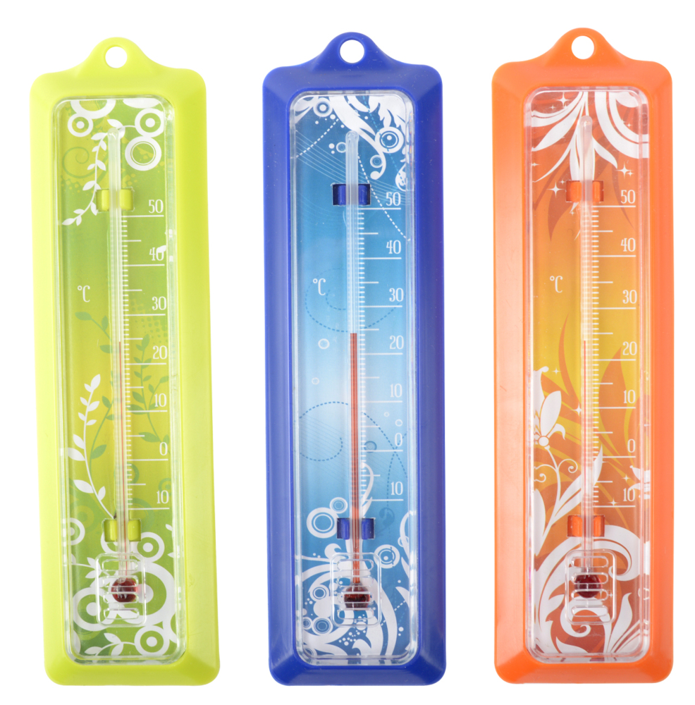 Trois thermomètres en plastique coloris assortis, vert, jaune et bleu.