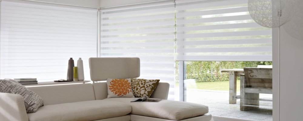 Valise Store Window Blinds Luxaflex