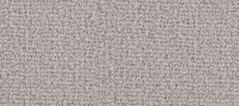 Moquette Amandine 4446 Gris Clair, largeur 4 m, pour un sol doux et chaleureux.