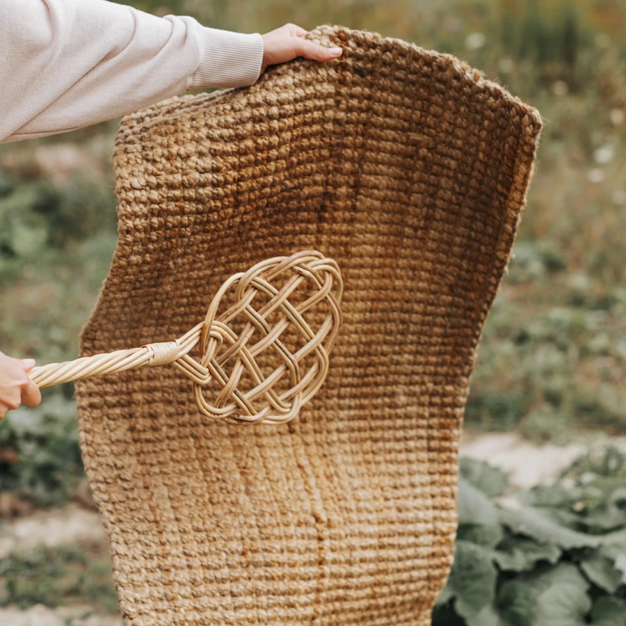 Battoir à Tapis en Rotin 70 cm