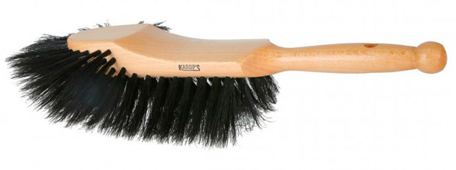 Balayette 1/2 Tête Bois Verni Soie Noire S50 KAROP'S pour un nettoyage efficace des surfaces.