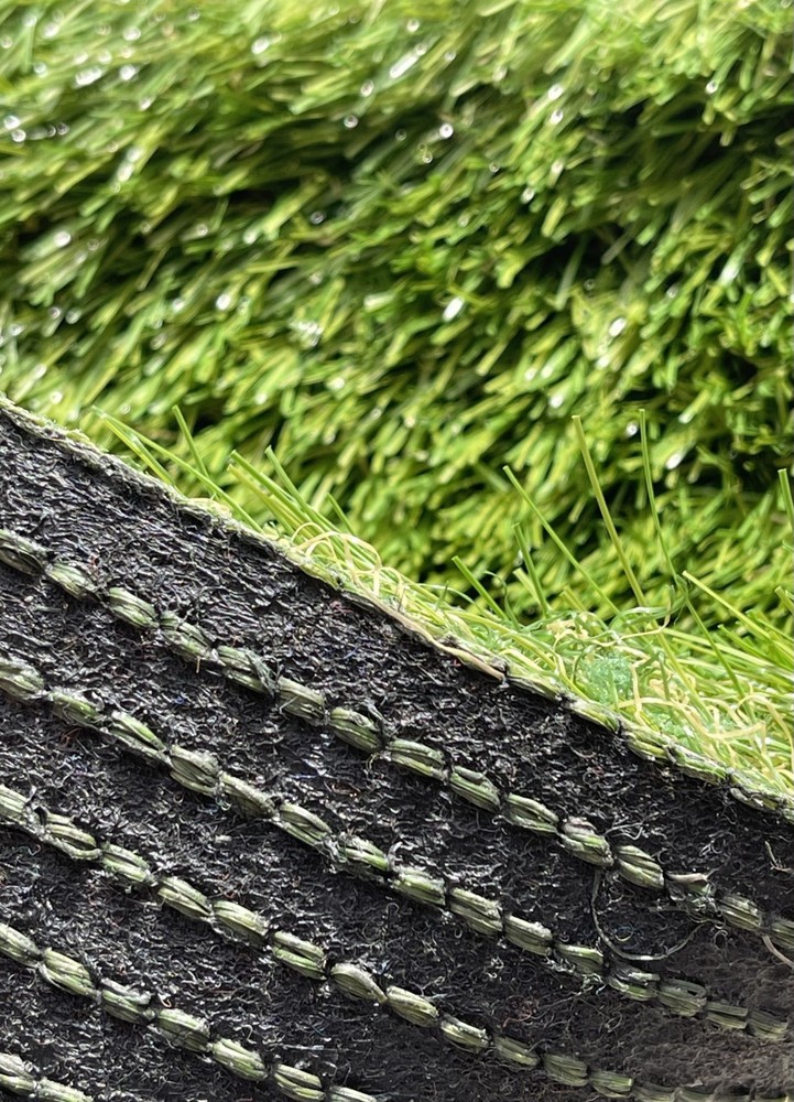 Gazon Synthétique 42 mm Connemara Coupon 1 x 3 ml