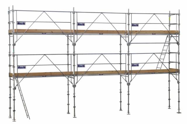 Échafaudage F3000 Façade fixe, structure métallique, surface 68m², longueur 9m, hauteur de travail 8m.