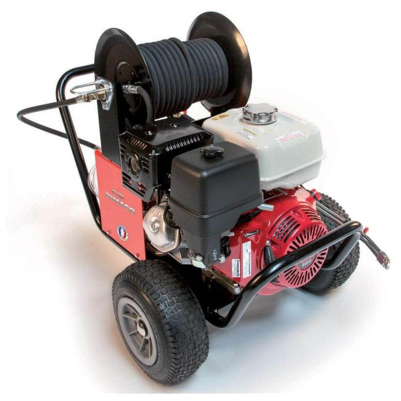 Nettoyeur haute pression thermique essence TIE 18 240 HEA, robuste et mobile sur roues pour le bâtiment.