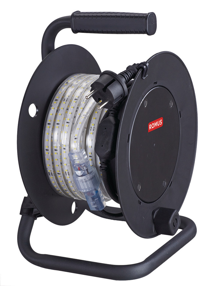 Enrouleur, éclairage et groupe électrogène