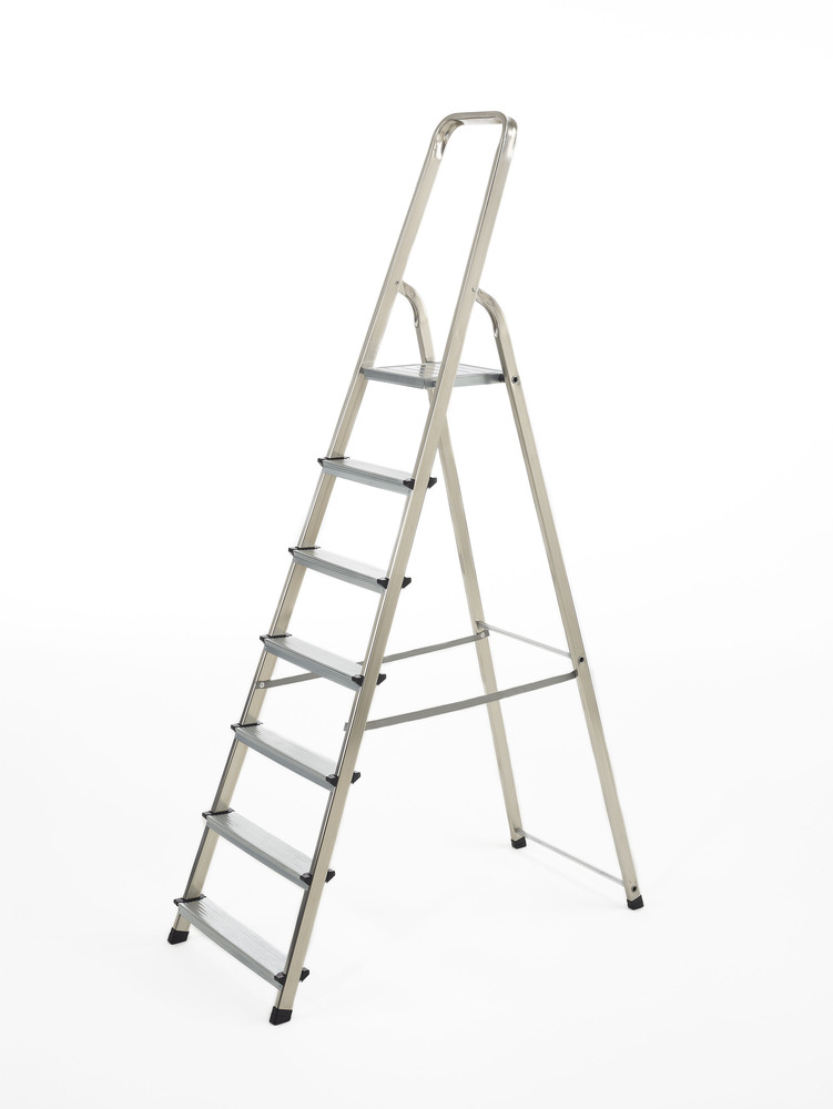 Escabeau en aluminium 7 marches léger et pliable