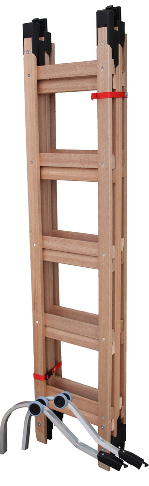 Echelle de couvreur en bois avec crochets