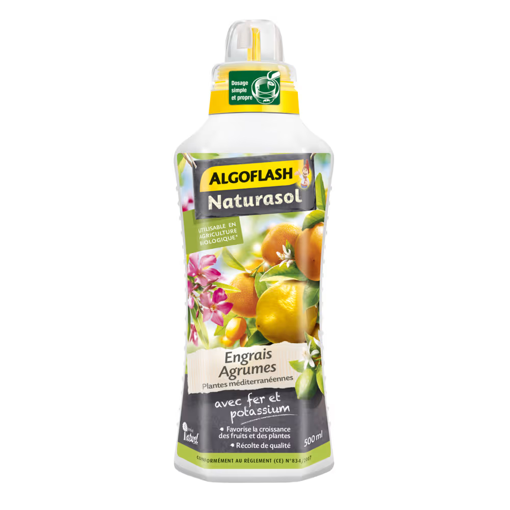 Flacon de 500 ml d'engrais agrumes Algoflash Naturasol avec fer et potassium, utilisable en agriculture biologique.