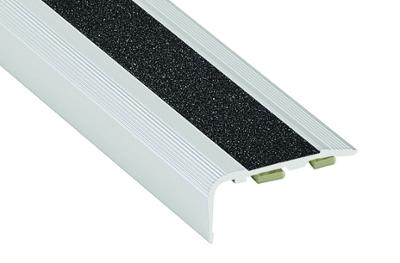 Nez de marche en aluminium incolore avec bande carborundum antidérapante, profil mini bord sifflet 19 mm, adhésif, longueur 3 mètres.