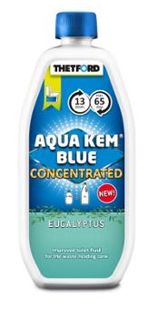Liquéfiant WC chimique Aqua Kem Blue Concentré senteur Eucalyptus, flacon 780 ml pour entretien des toilettes et fosses