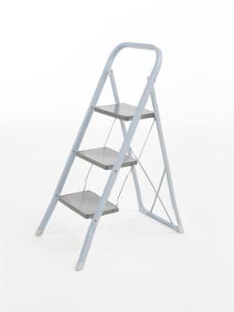 Marchepied 3 marches pliable en acier robuste avec marches antidérapantes pour la quincaillerie